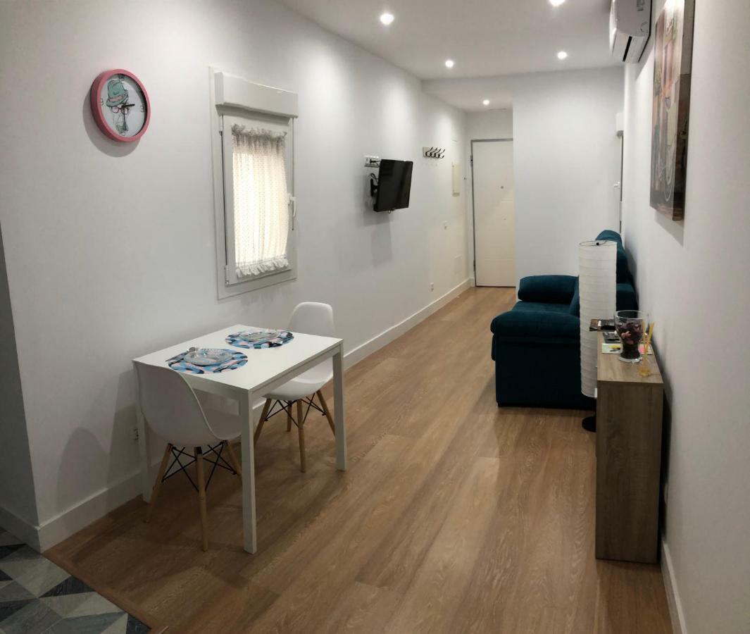 Apartamentos Catedral Escalinata Толедо Екстериор снимка