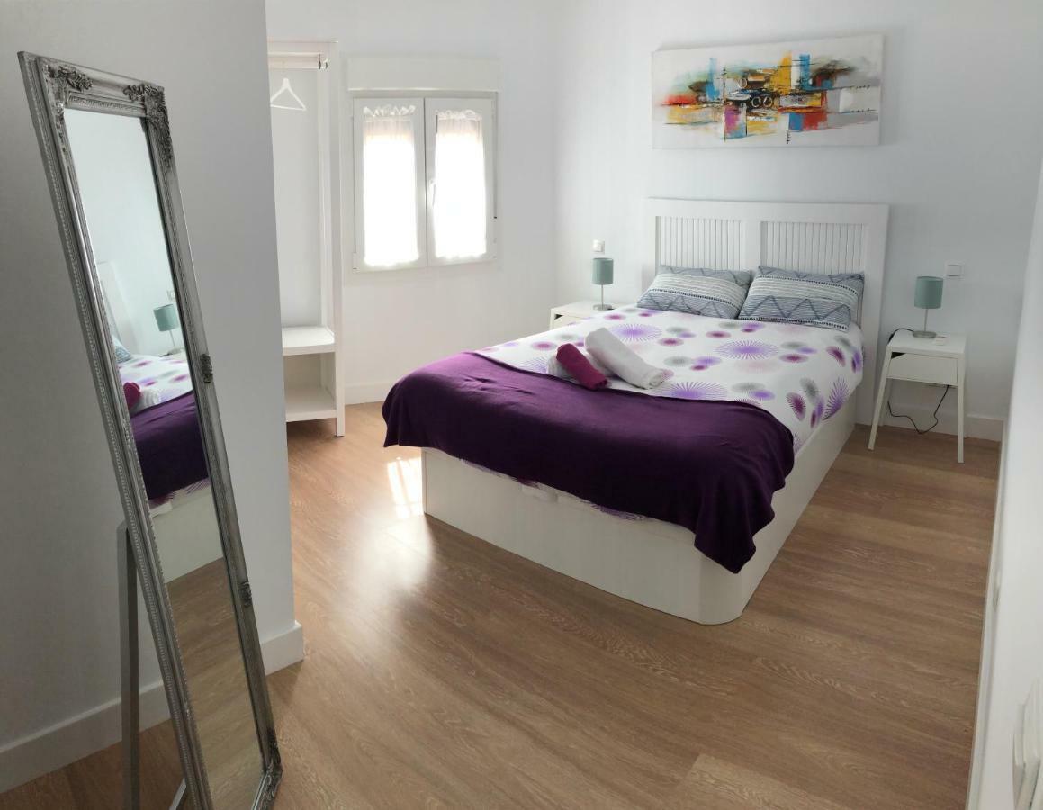 Apartamentos Catedral Escalinata Толедо Екстериор снимка