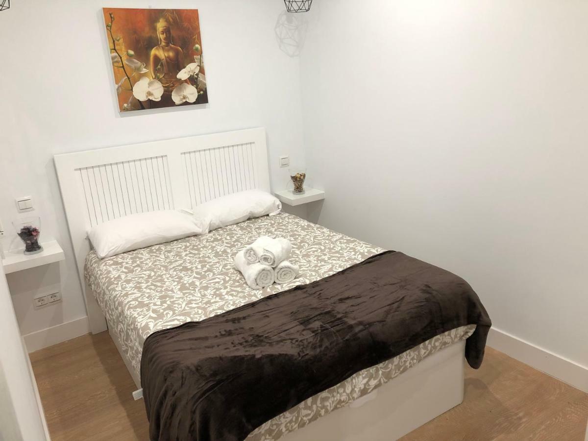 Apartamentos Catedral Escalinata Толедо Екстериор снимка